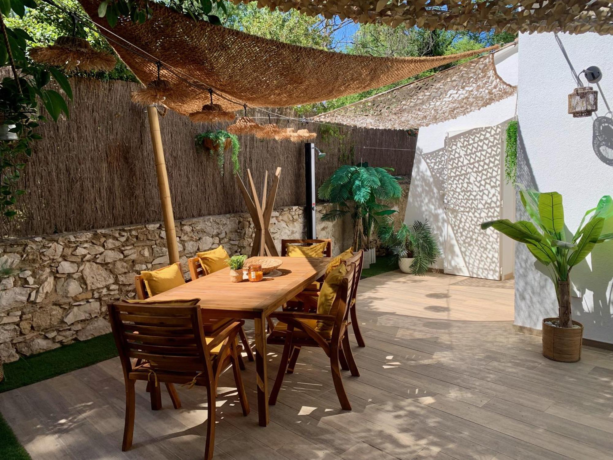Maisonnette Avec Terrasse Et Jardin-Parking Prive-9Mn Des Plages A Pied La Ciotat Ngoại thất bức ảnh